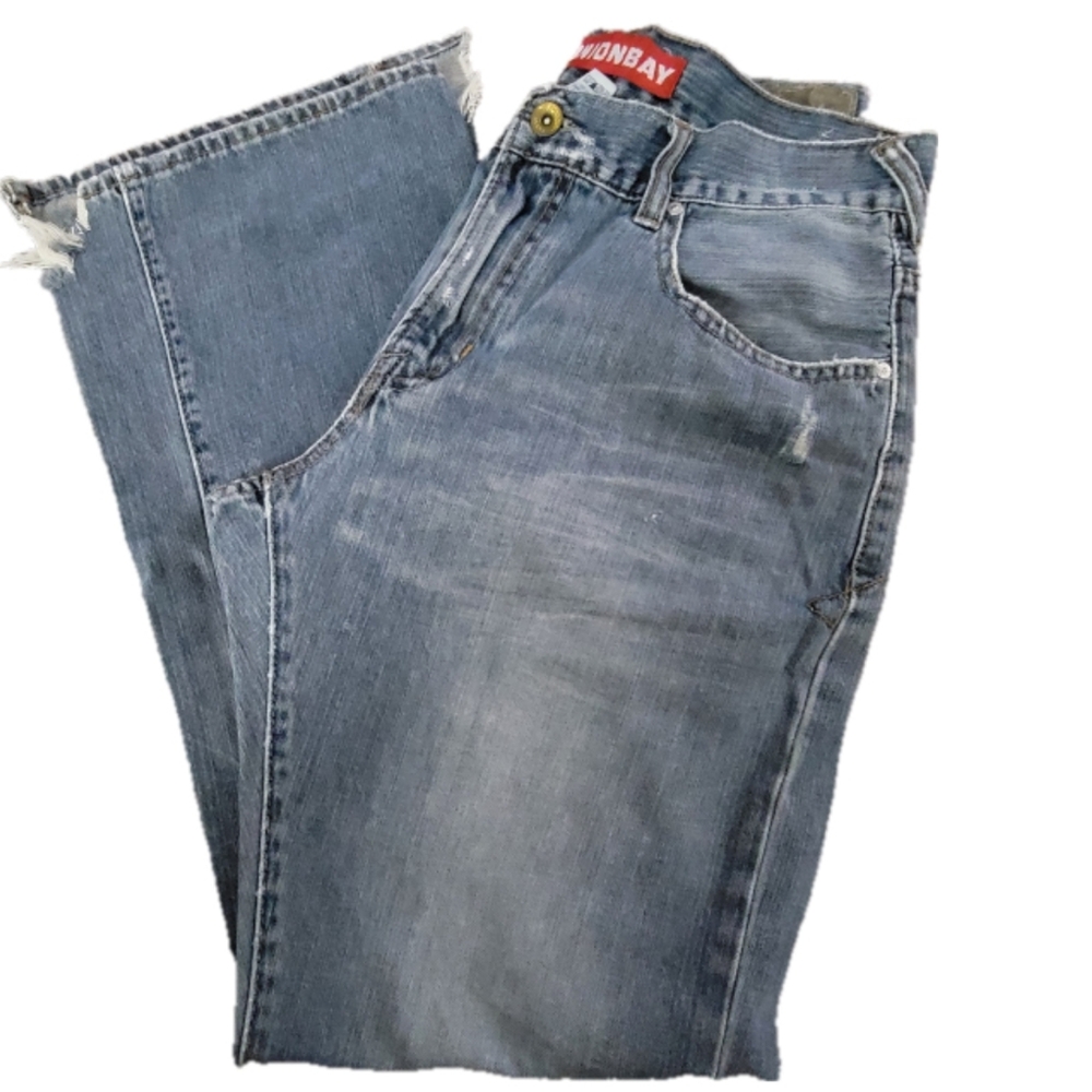 UNIONBAY Light Blue Distressed Jeans Size 32 X 32